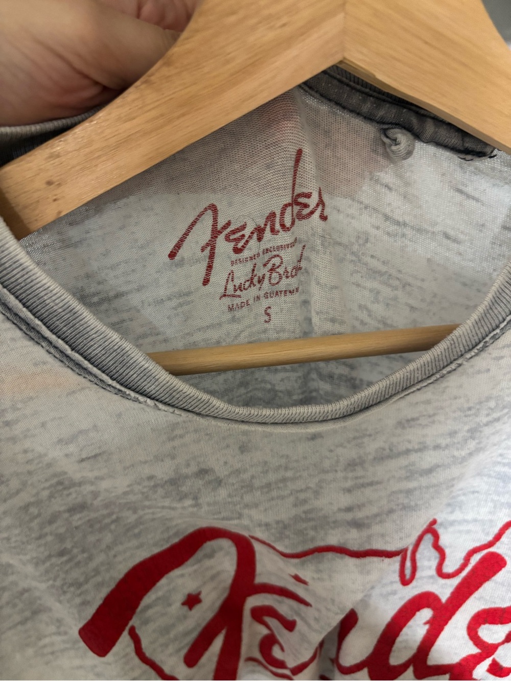 Fender x Lucky Brand Red Logo Distressed Gray Tee - Picture 2 of 2